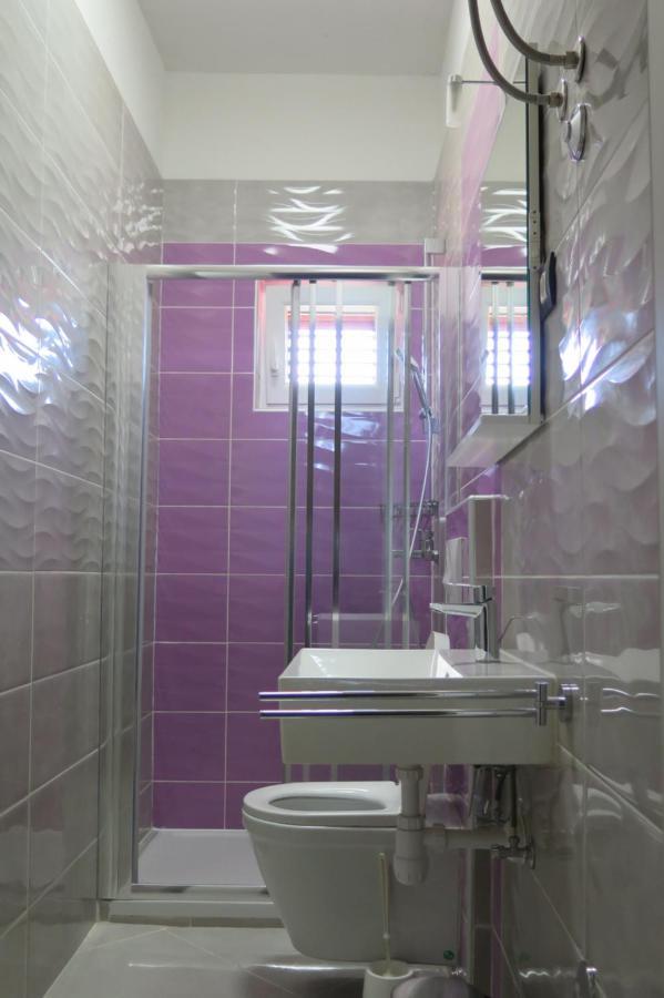 Lumbrela Apartments Stari Grad Kültér fotó